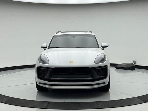 2024 Porsche Macan GTS