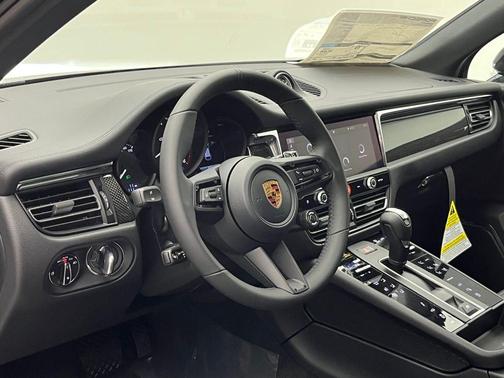 2026 Porsche Macan GTS