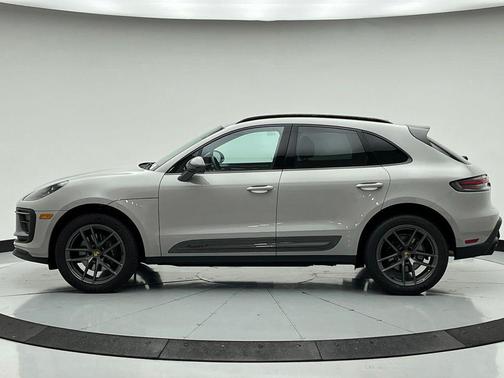 Chalk 2026 Porsche Macan Macan