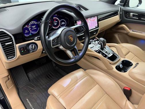 2021 Porsche Cayenne Cayenne