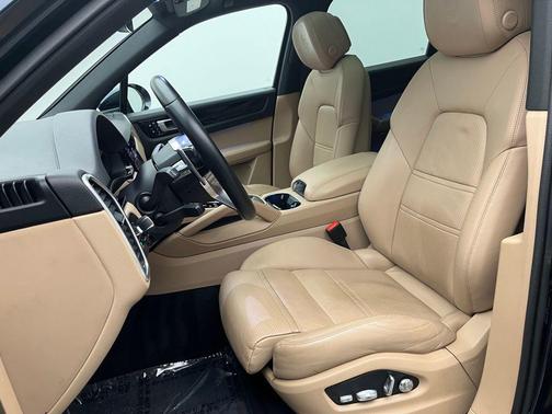 2021 Porsche Cayenne Cayenne