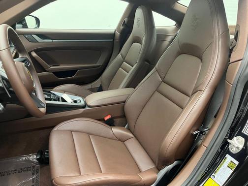 2024 Porsche 911 Carrera 4S