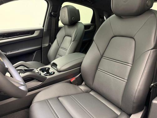 2026 Porsche Cayenne Cayenne S E-Hybrid