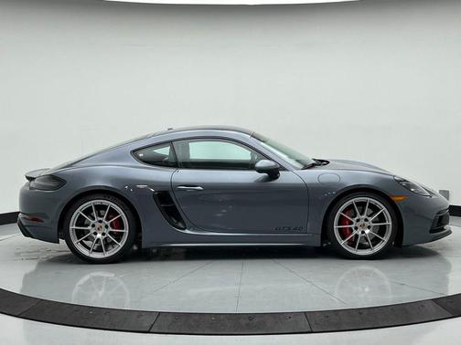 2025 Porsche 718 Cayman GTS 4.0