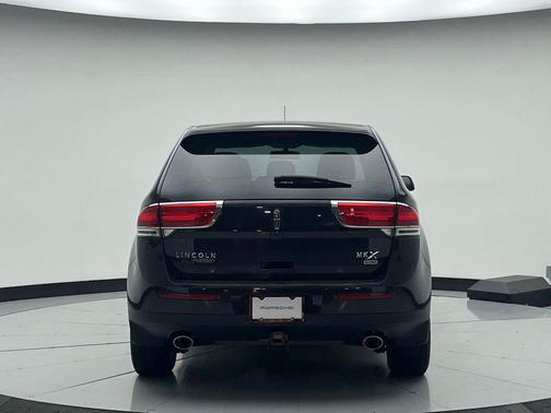 Tuxedo Black Metallic 2013 Lincoln MKX Base