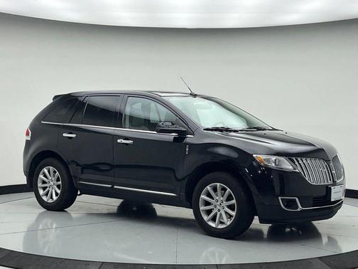 Tuxedo Black Metallic 2013 Lincoln MKX Base