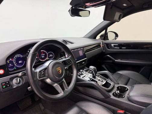 2021 Porsche Cayenne Cayenne