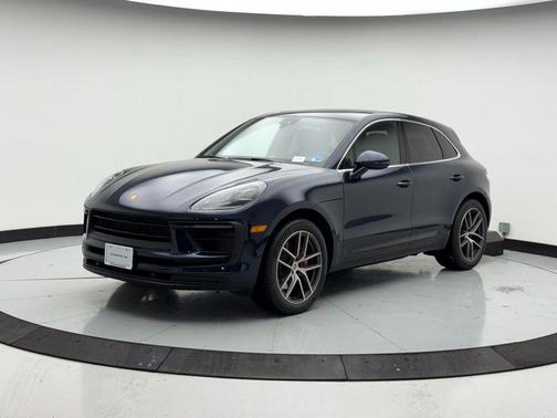 2022 Porsche Macan S