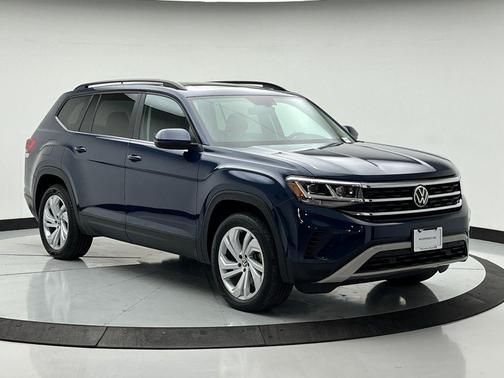 2022 Volkswagen Atlas 2.0T SE w/Technology 4MOTION