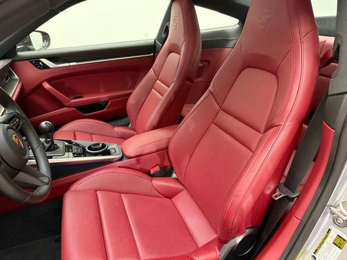 2021 Porsche 911 Carrera S