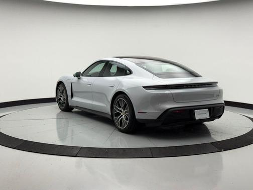 2022 Porsche Taycan 4S