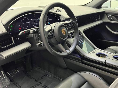 2022 Porsche Taycan 4S