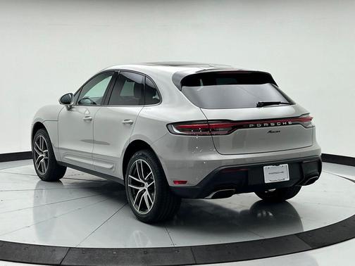 Chalk 2026 Porsche Macan Macan