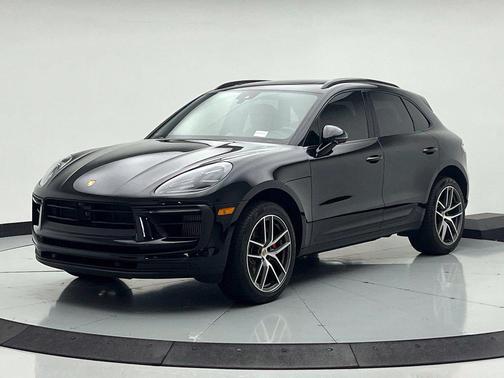 Black 2024 Porsche Macan Macan