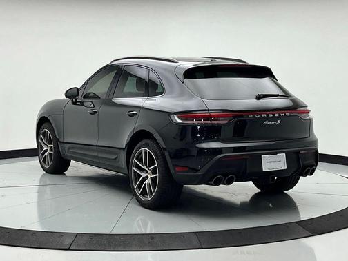 Black 2024 Porsche Macan Macan