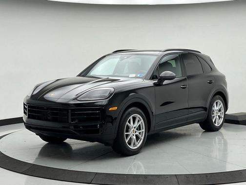 Chromite Black Metallic 2026 Porsche Cayenne Cayenne