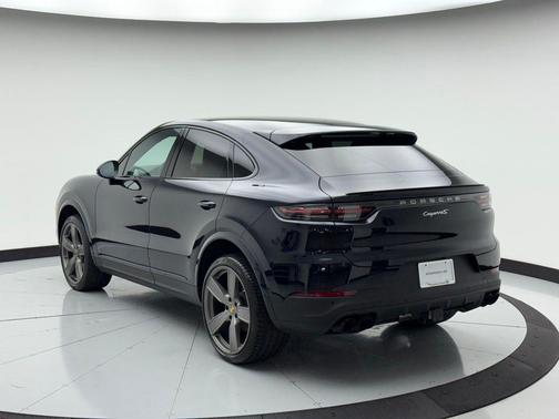 2022 Porsche Cayenne S