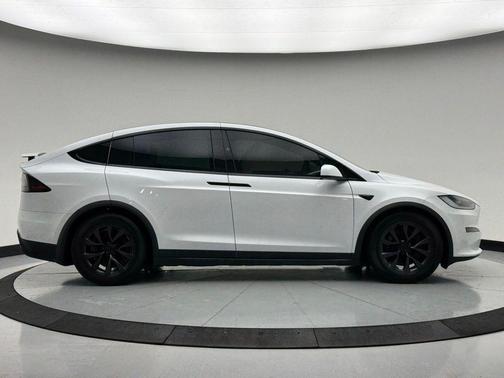 Pearl White Multi-Coat 2024 Tesla Model X Long Range
