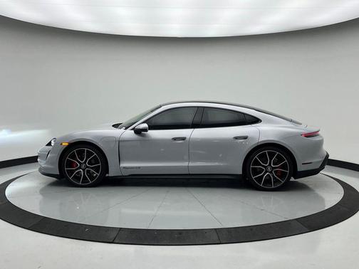 2023 Porsche Taycan 4S