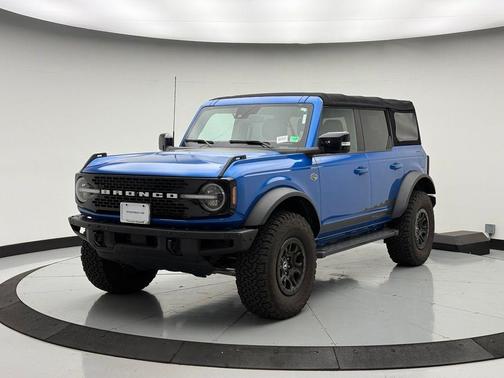 Velocity Blue Metallic 2021 Ford Bronco Wildtrak