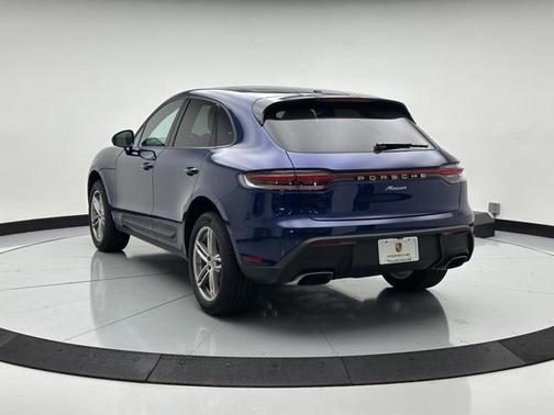 2023 Porsche Macan 