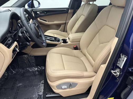 2023 Porsche Macan 