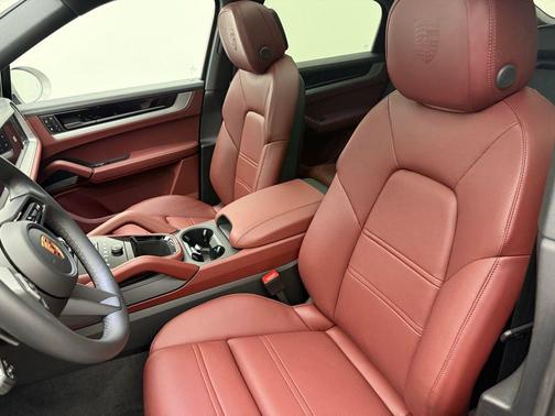 2026 Porsche Cayenne S