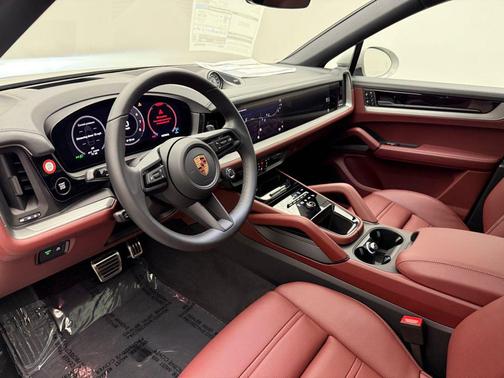 2026 Porsche Cayenne S