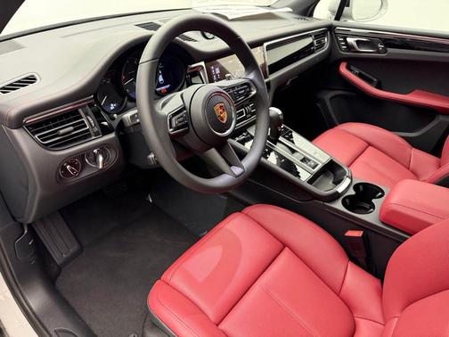 Chalk 2026 Porsche Macan Macan