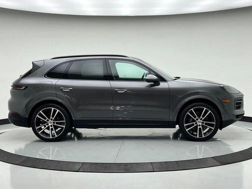 Gray 2024 Porsche Cayenne Cayenne