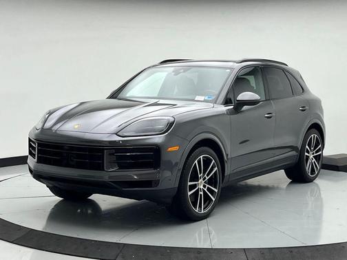 Gray 2024 Porsche Cayenne Cayenne