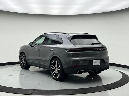 Gray 2024 Porsche Cayenne Cayenne