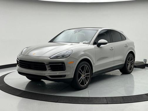 2022 Porsche Cayenne S