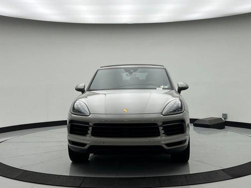 2022 Porsche Cayenne S