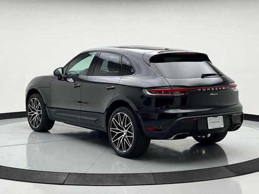Jet Black Metallic 2026 Porsche Macan Macan