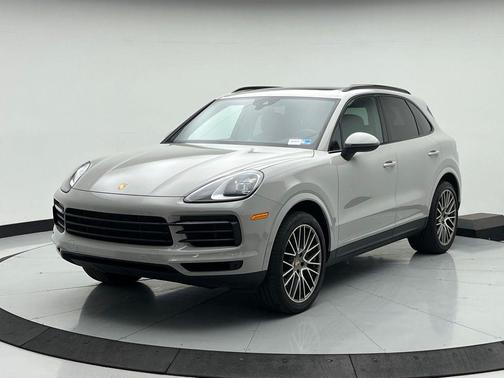 2023 Porsche Cayenne Platinum Edition