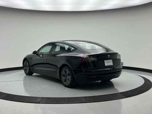 2022 Tesla Model 3 Standard Range