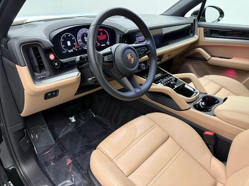 2025 Porsche Cayenne Cayenne