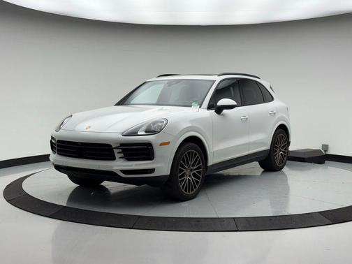 2023 Porsche Cayenne Platinum Edition