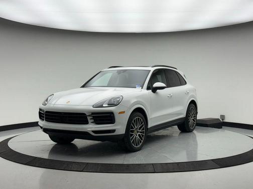 2023 Porsche Cayenne Platinum Edition