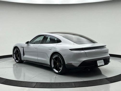 2021 Porsche Taycan Turbo S