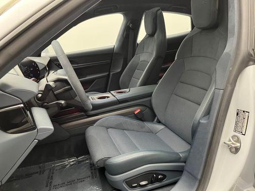 2021 Porsche Taycan Turbo S