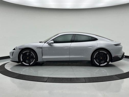 2021 Porsche Taycan Turbo S