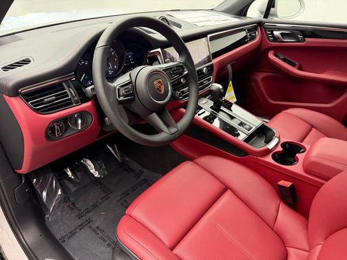 2026 Porsche Macan S