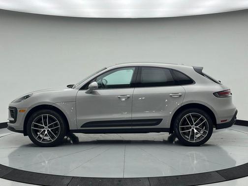 2024 Porsche Macan 