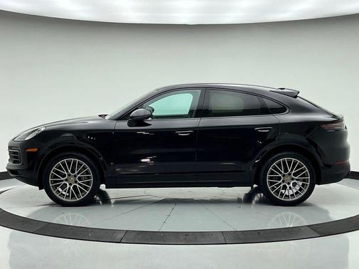 Black Metallic 2023 Porsche Cayenne Platinum Edition
