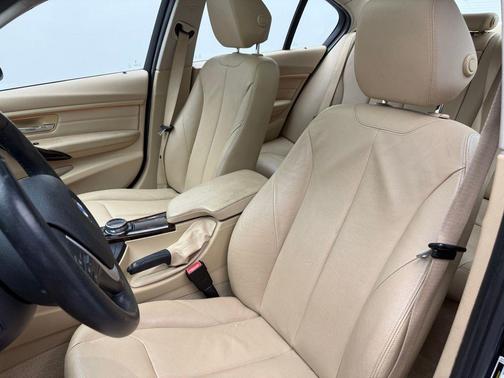 2015 BMW 328 328i