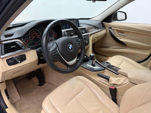 2015 BMW 328 328i