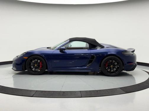 2022 Porsche 718 Spyder 