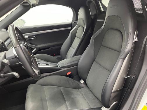 2025 Porsche 718 Boxster GTS 4.0